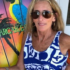 Meet your Posher, Amy